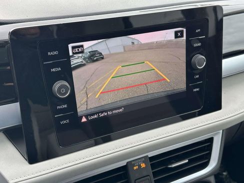New 2026 Volkswagen Taos SE AWD/4WD image 20