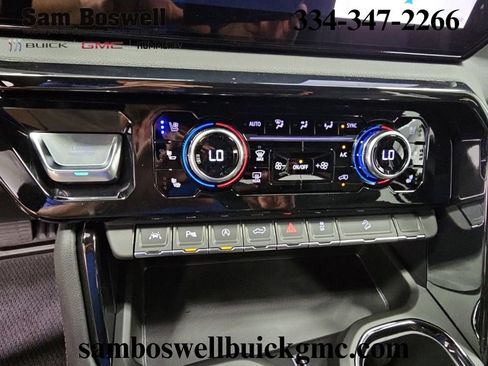New 2026 GMC Sierra 1500 AT4 w/ AT4 Premium Package AWD/4WD image 18