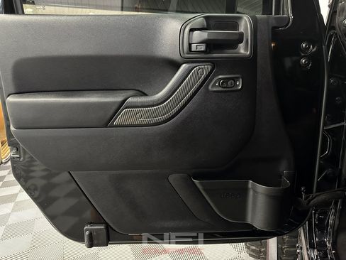 Used 2014 Jeep Wrangler Unlimited Sport w/ Quick Order Package 24S AWD/4WD image 34