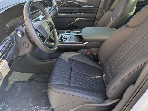 Used 2026 Cadillac Escalade IQL Sport 1 AWD/4WD image 17