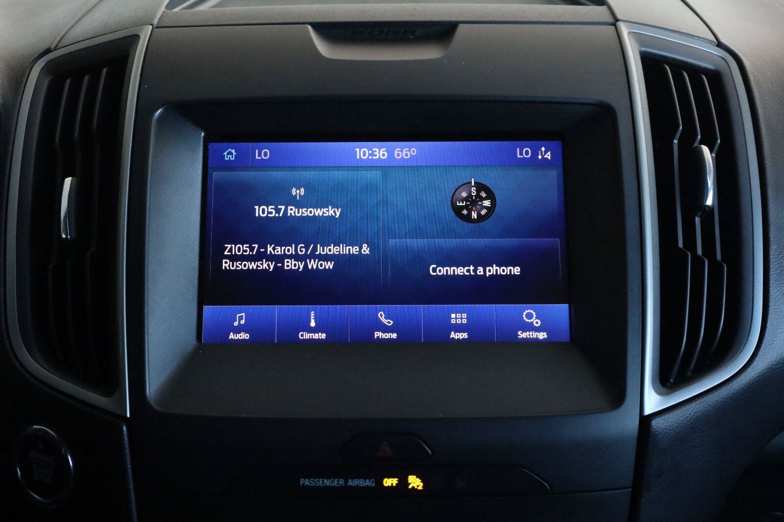 Used 2020 Ford Edge SE FWD image 38