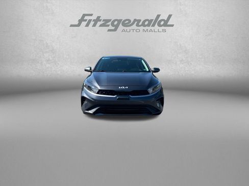 Used 2024 Kia Forte LXS w/ LXS Technology Package FWD image 2