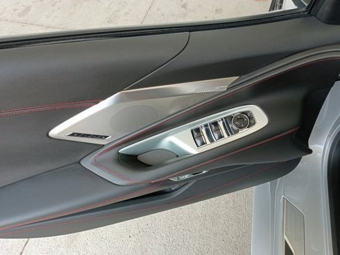 Used 2026 Chevrolet Corvette Stingray Preferred Conv w/ Z51 Performance Package RWD image 32
