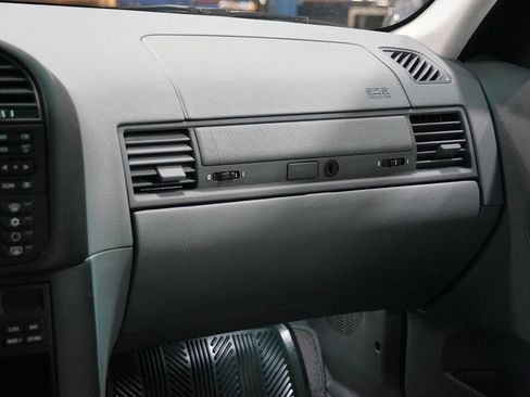 Used 1997 BMW 328i Sedan RWD image 30