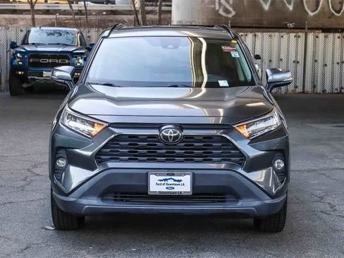 Used 2020 Toyota RAV4 XLE w/ Carpet Mat Package image 2