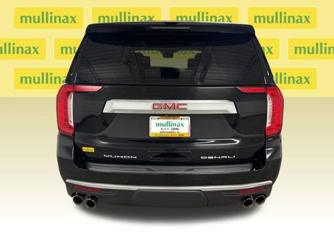 Used 2023 GMC Yukon XL Denali w/ Denali Reserve Package AWD/4WD image 17