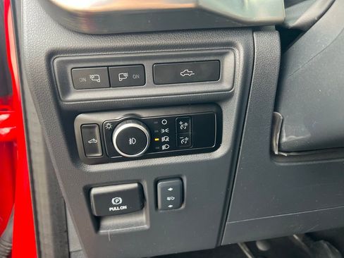 Used 2023 Ford F150 Lariat w/ Equipment Group 502A High image 52