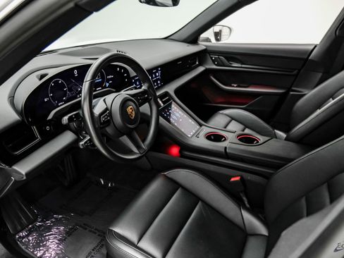 Used 2023 Porsche Taycan 4S AWD/4WD image 2