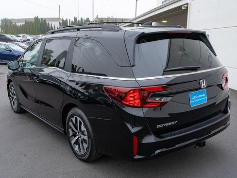 New 2026 Honda Odyssey EX-L image 8