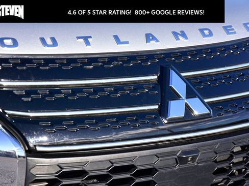 Used 2023 Mitsubishi Outlander SE image 9