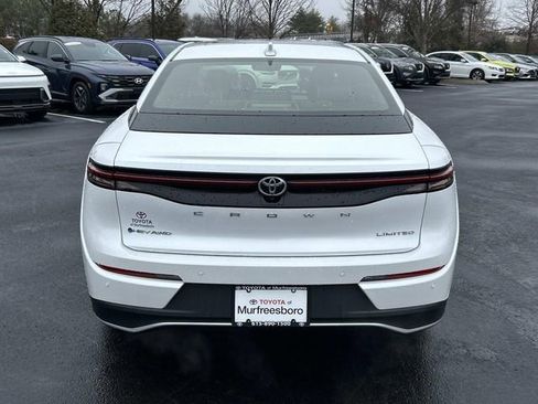 Used 2026 Toyota Crown Limited w/ Advanced Technology Package image 5