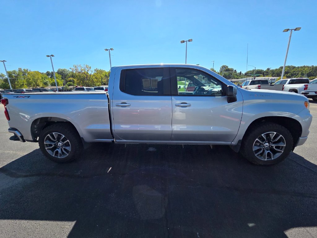 Used 2022 Chevrolet Silverado 1500 RST w/ Convenience Package II AWD/4WD image 10