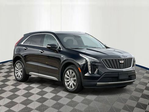 Used 2023 Cadillac XT4 Premium Luxury image 6