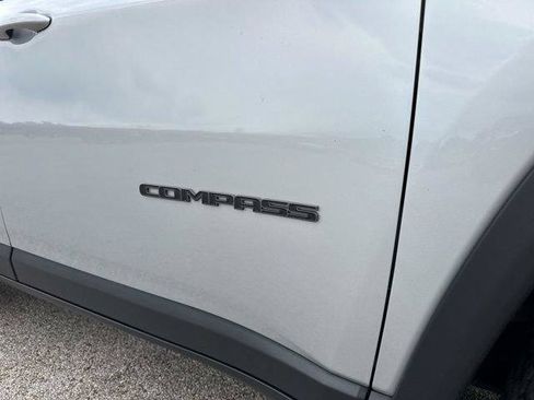 Certified 2025 Jeep Compass Trailhawk AWD/4WD image 45