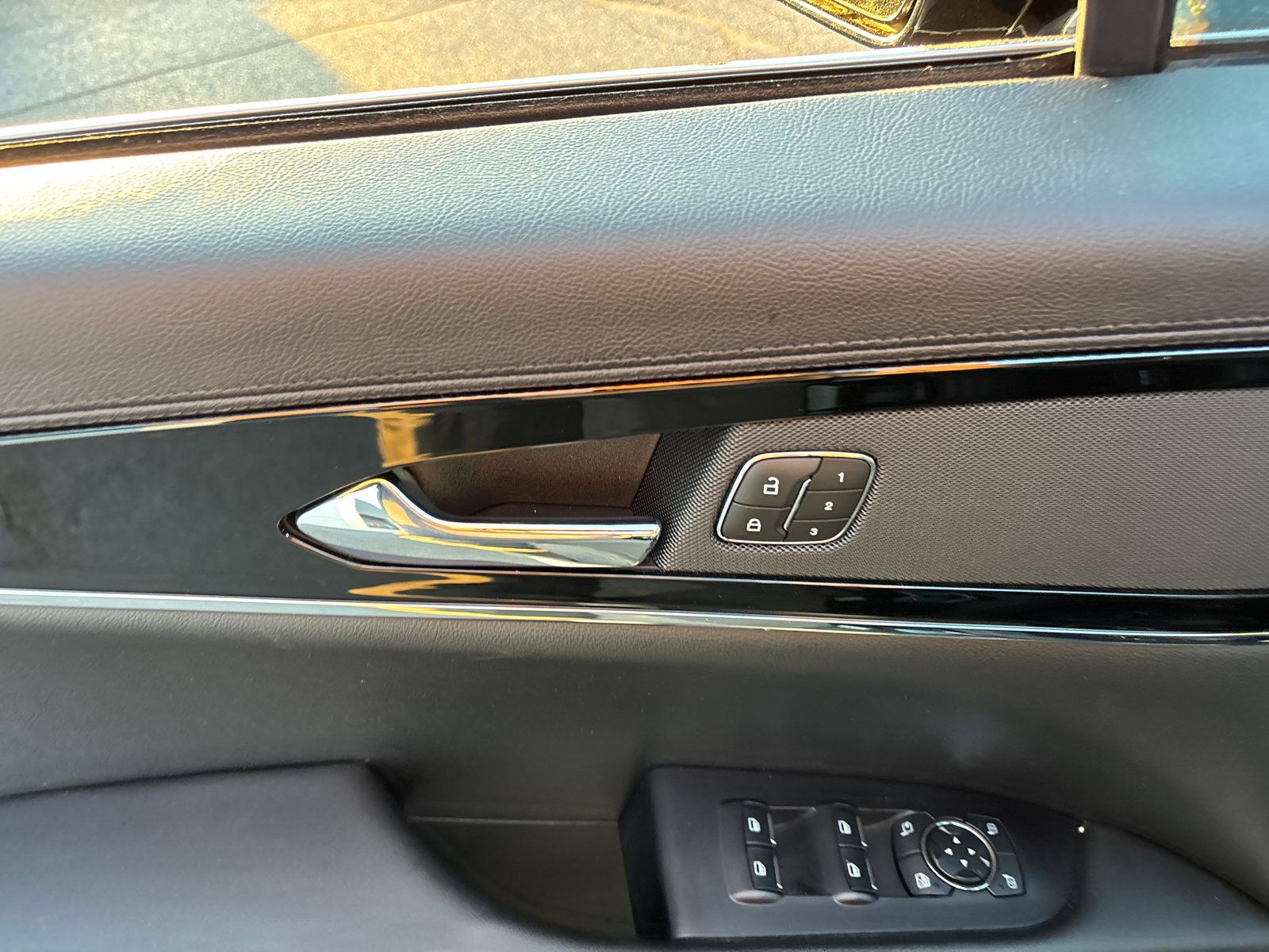 Certified 2023 Lincoln Nautilus FWD image 12