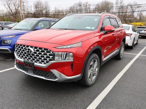 Used 2023 Hyundai Santa Fe SEL w/ Premium Package image 3