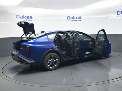 New 2026 Kia K4 FWD image 52