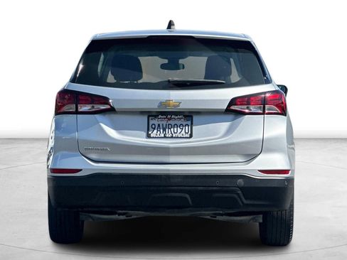 Used 2022 Chevrolet Equinox LS FWD image 5