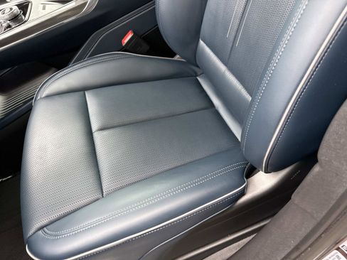 Used 2025 Cadillac Escalade IQ Luxury 2 w/ LPO, Premium Carpet Package AWD/4WD image 21