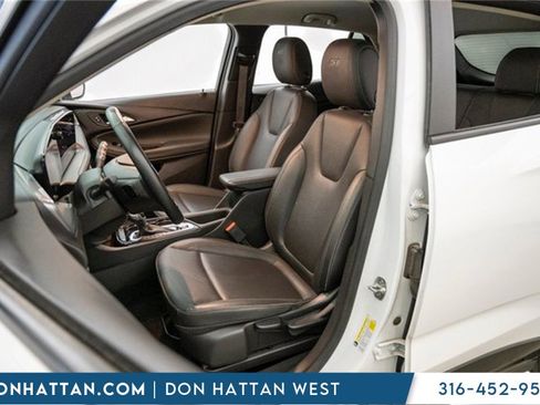 Used 2024 Buick Encore GX Sport Touring image 4