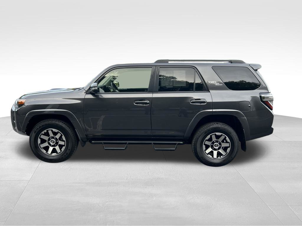 Used 2020 Toyota 4Runner TRD Off-Road Premium w/ Moonroof Package AWD/4WD image 2