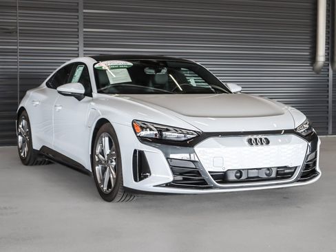 Used 2023 Audi e-tron GT Premium Plus AWD/4WD image 12
