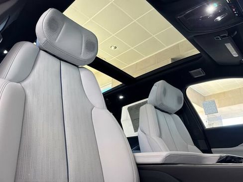 New 2026 Cadillac Lyriq Premium Luxury RWD image 17