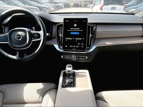 New 2026 Volvo XC90 B6 Ultra image 8