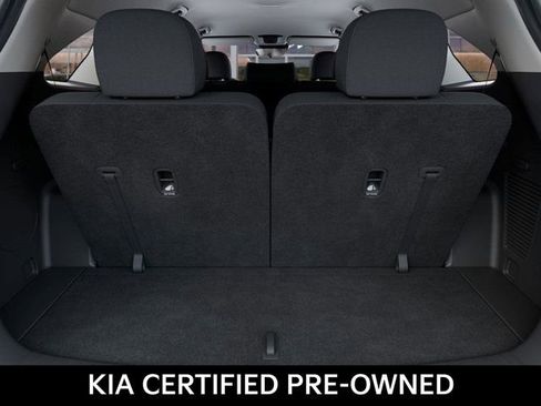 Used 2025 Kia Sorento LX image 19