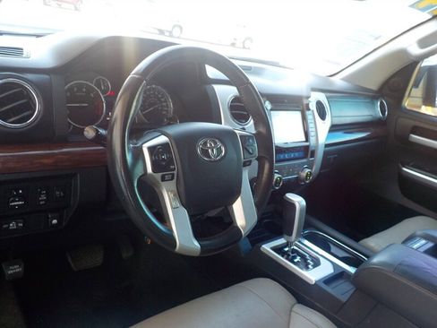 Used 2014 Toyota Tundra Limited w/ Limited Premium Package image 6