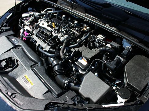Used 2023 Toyota Prius LE FWD image 27