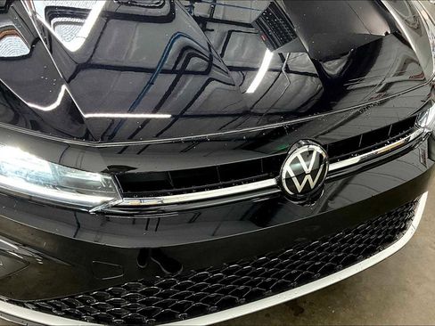 New 2026 Volkswagen Jetta SE image 30