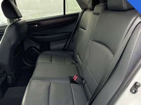 Used 2015 Subaru Outback 2.5i Limited image 10