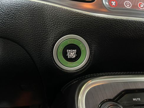 Used 2017 Dodge Challenger R/T w/ Driver Convenience Group image 19