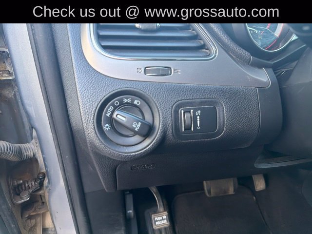 Used 2015 Dodge Journey Crossroad w/ Flexible Seating Group AWD/4WD image 11