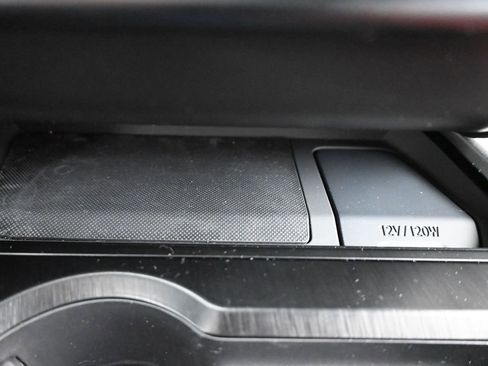 Used 2020 Lexus UX 250h F Sport image 28