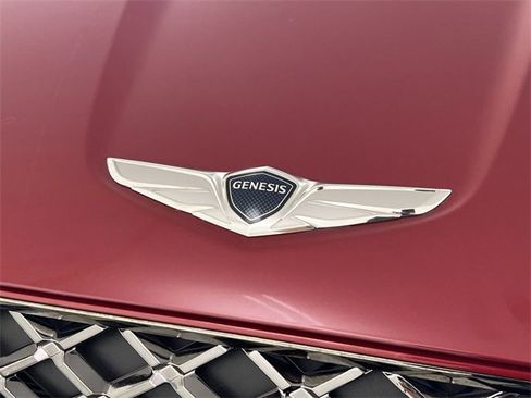Used 2022 Genesis GV70 2.5T w/ Sport Prestige Package image 31