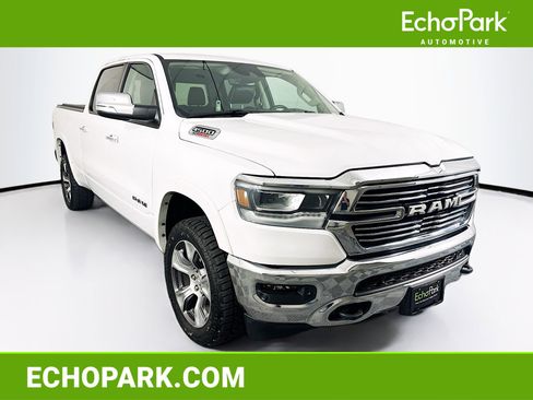 Used 2022 RAM 1500 Laramie AWD/4WD image 1