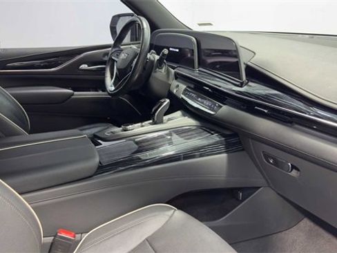 Used 2022 Cadillac Escalade Sport image 13