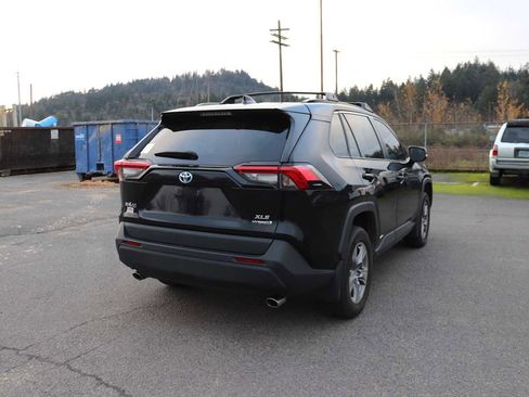 Certified 2024 Toyota RAV4 XLE image 5