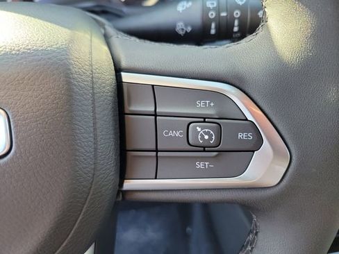 New 2026 Jeep Compass Latitude image 22