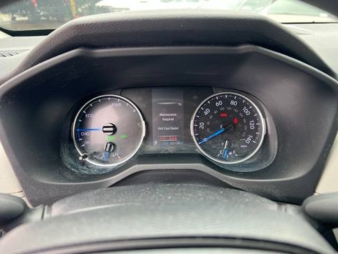 Used 2019 Toyota RAV4 XLE w/ Convenience Package AWD/4WD image 16