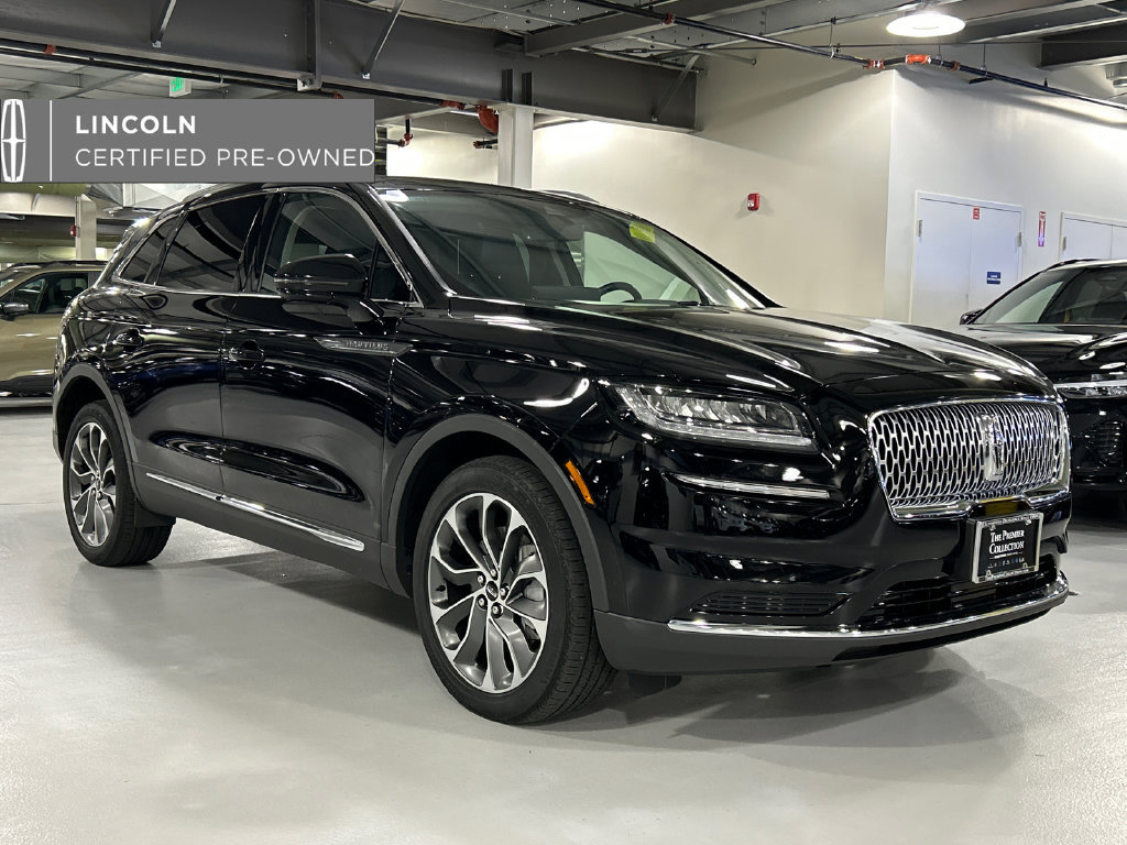 Used 2023 Lincoln Nautilus Reserve AWD/4WD image 1