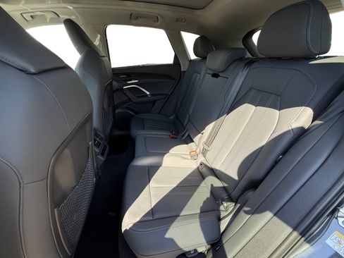 Certified 2025 Audi Q5 Premium Plus AWD/4WD image 16