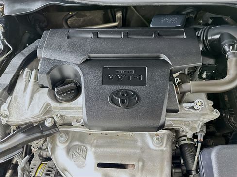 Used 2014 Toyota Camry FWD image 30