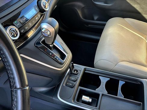 Used 2016 Honda CR-V Touring image 15