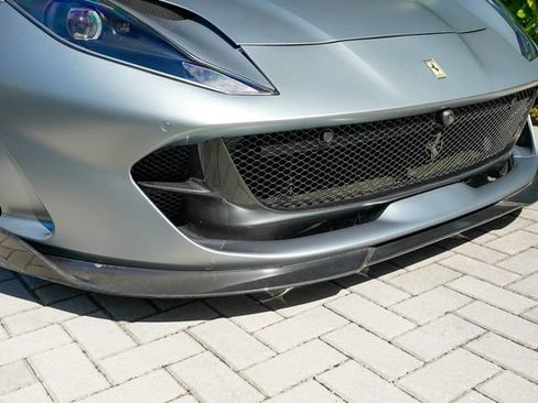 Used 2018 Ferrari 812 Superfast RWD image 41