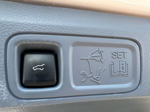 Used 2022 Lincoln Navigator Black Label image 25