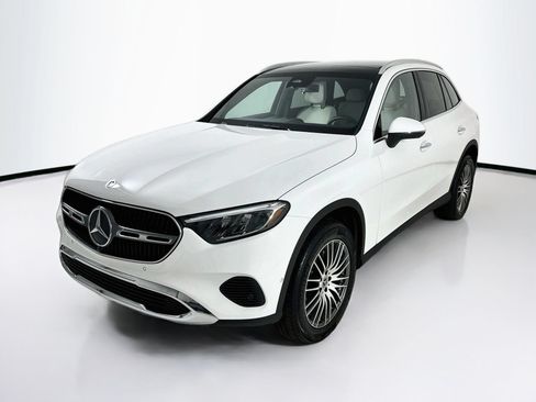 Certified 2026 Mercedes-Benz GLC 300 4MATIC image 3