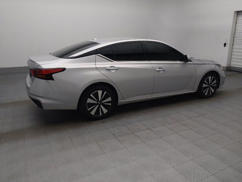 Used 2019 Nissan Altima 2.5 SV FWD image 10
